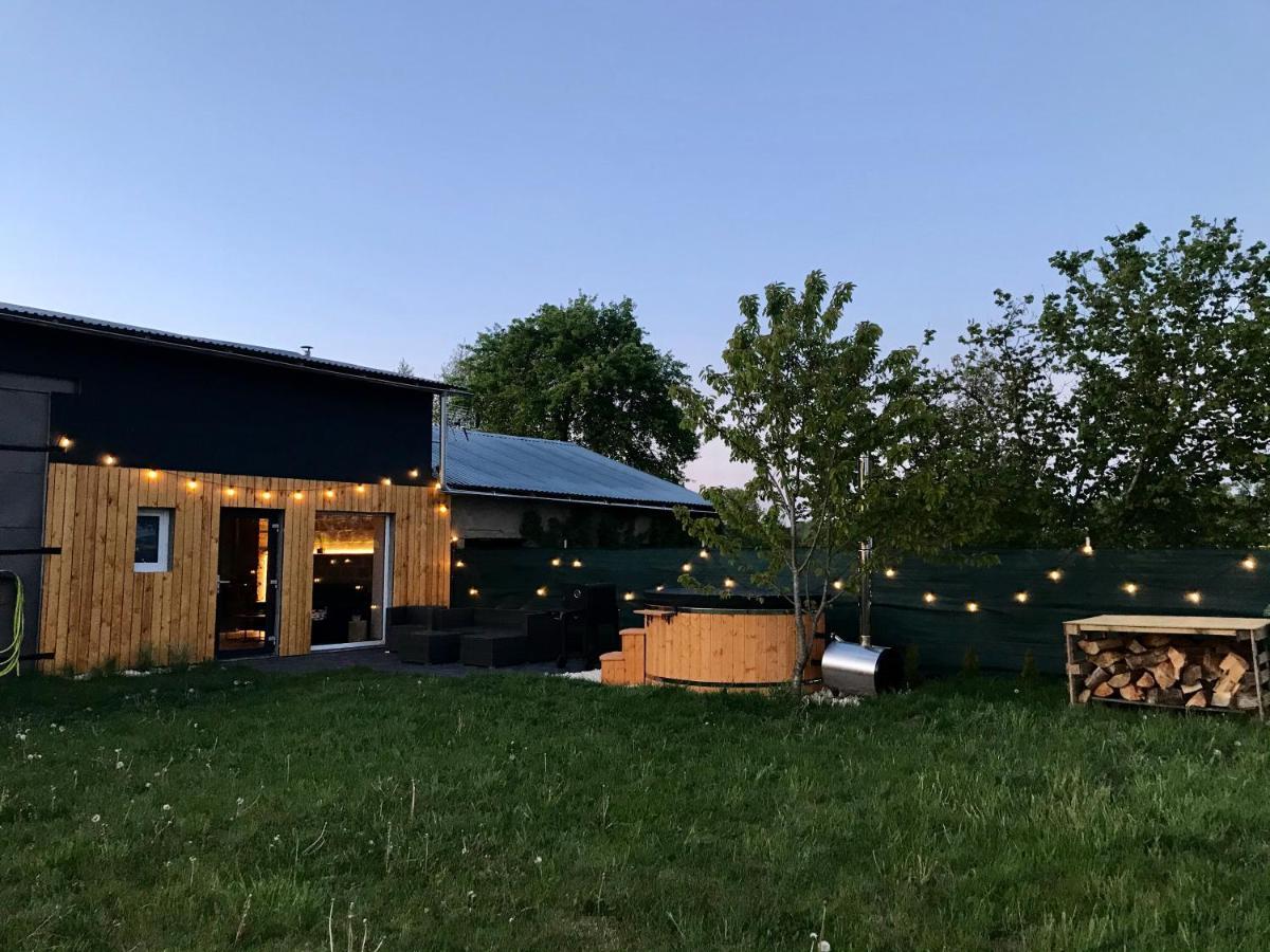 Stodola Appartement Postomino Buitenkant foto