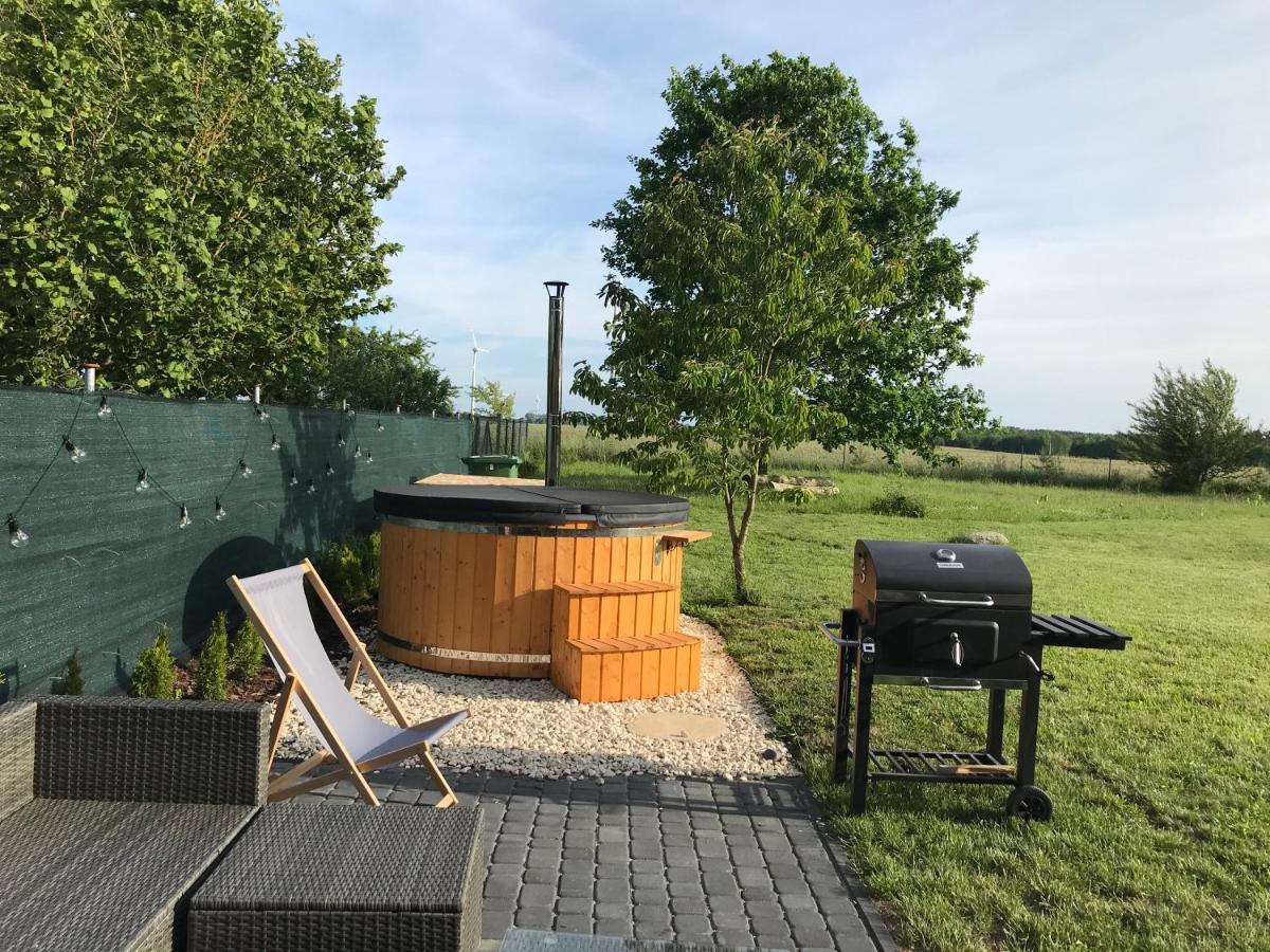 Stodola Appartement Postomino Buitenkant foto